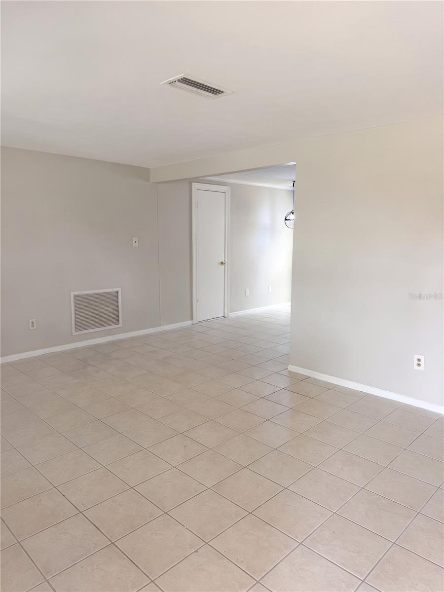 2412 ARCADIA RD — photo 15
