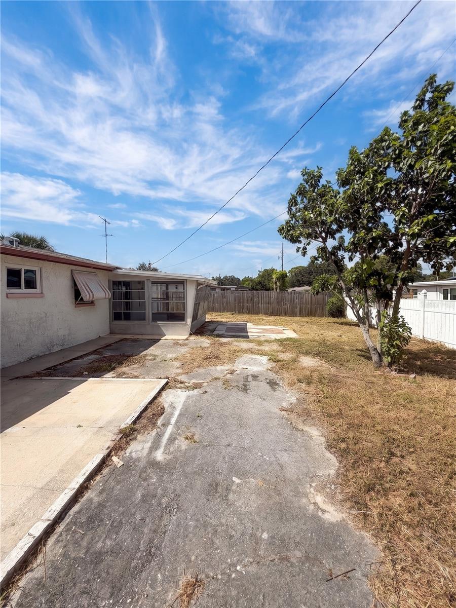 2412 ARCADIA RD — photo 10