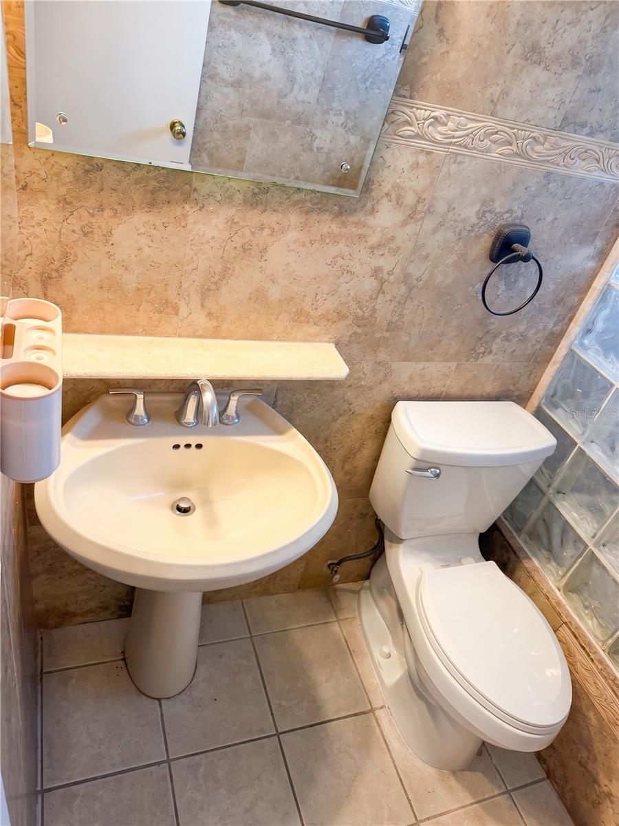 2412 ARCADIA RD — photo 19