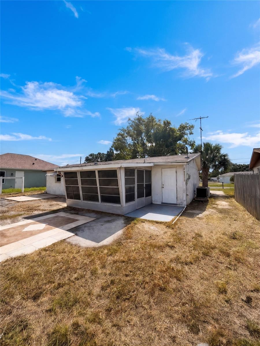 2412 ARCADIA RD — photo 5