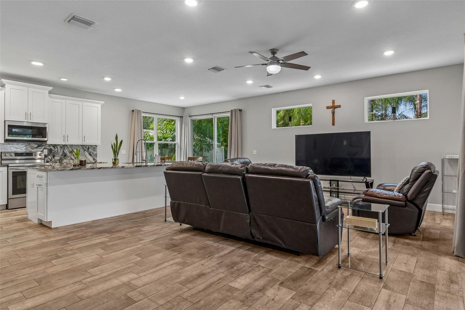 21620 TEAL CT — photo 22