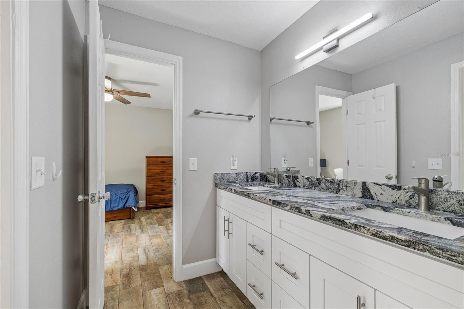 21620 TEAL CT — photo 43