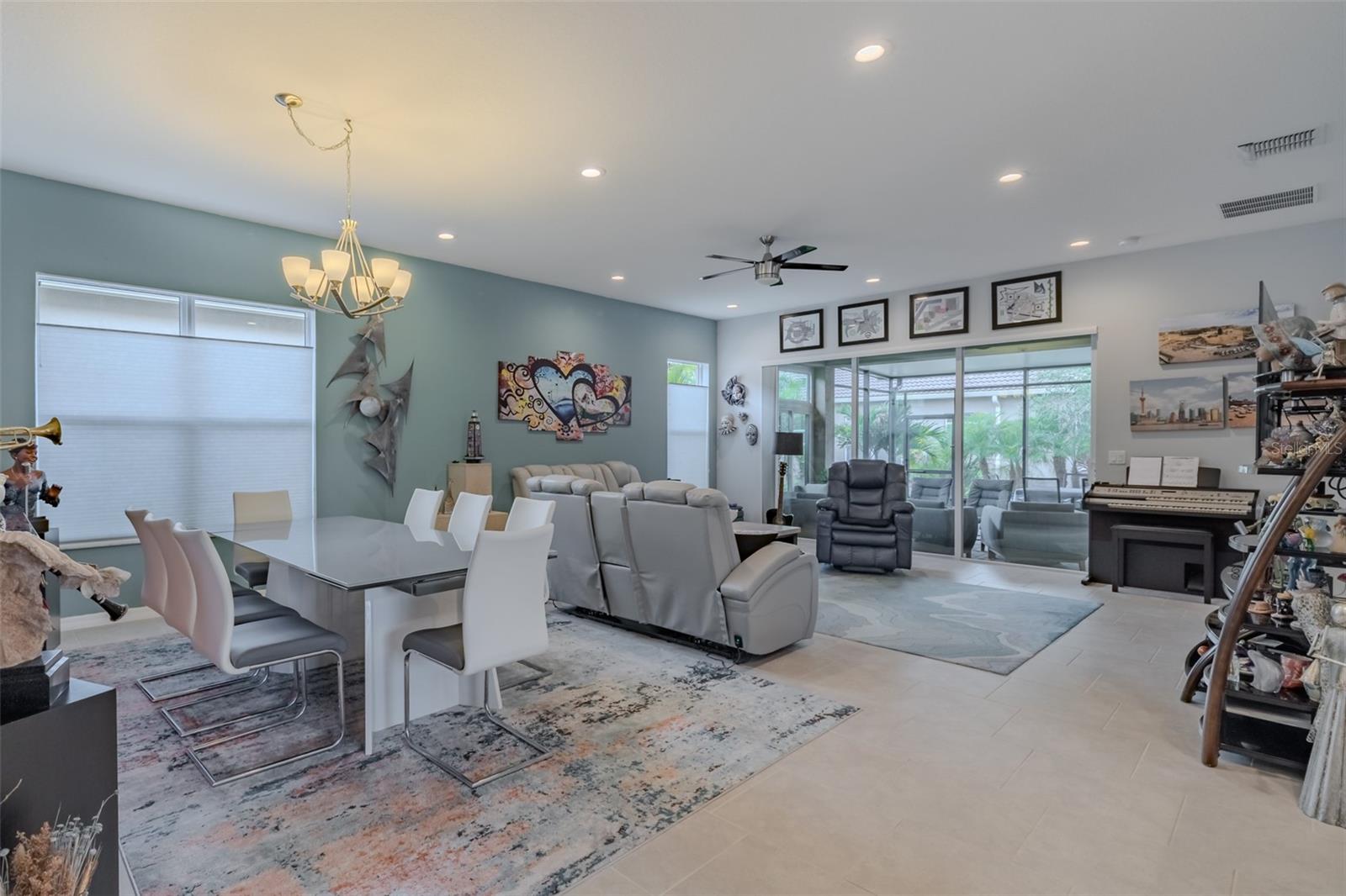 4905 SANDY GLEN WAY — photo 15