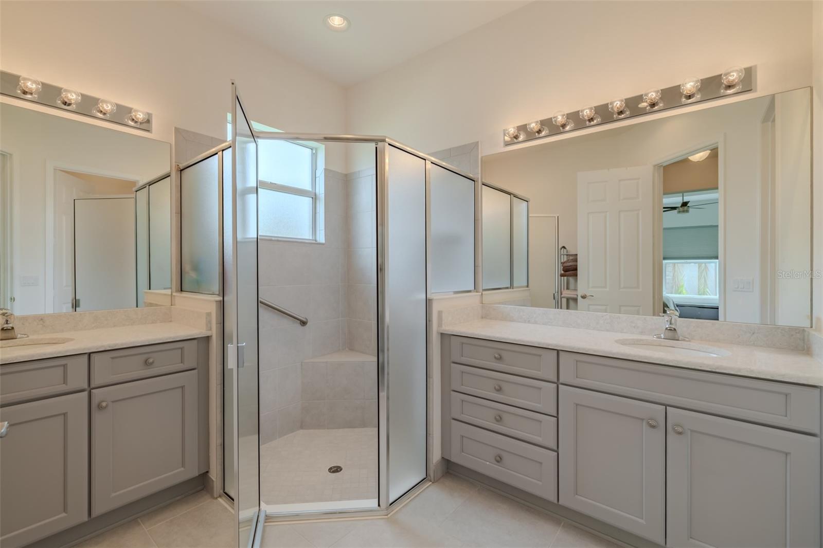 4905 SANDY GLEN WAY — photo 29