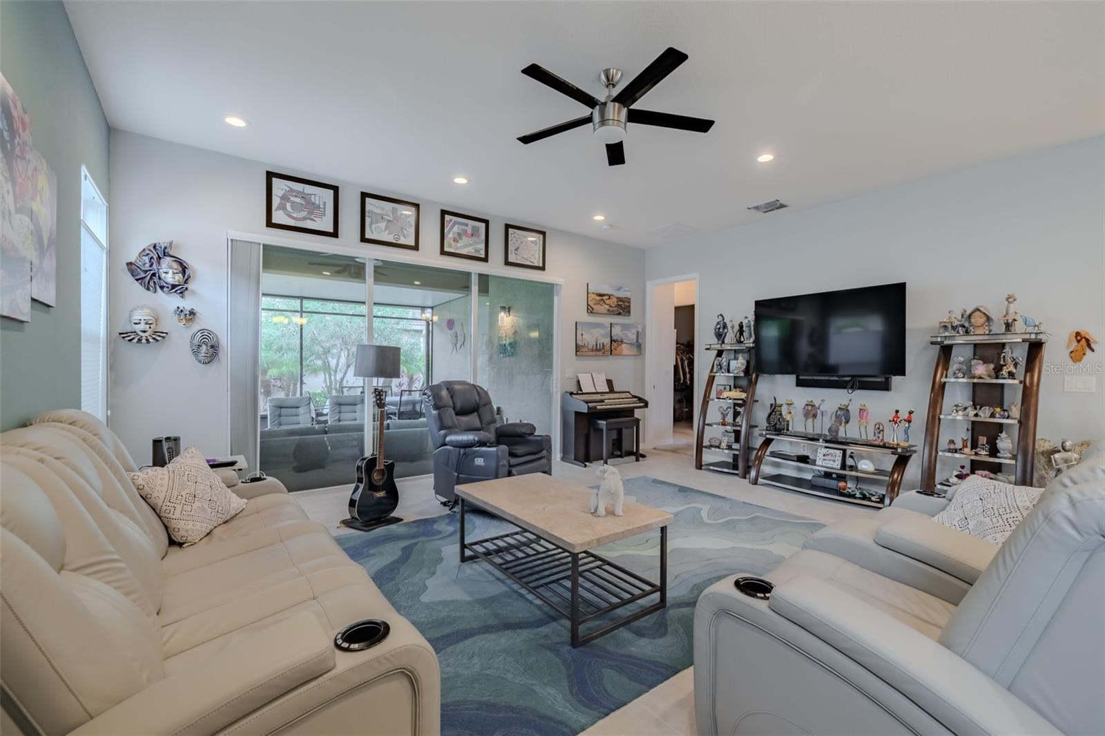 4905 SANDY GLEN WAY — photo 18