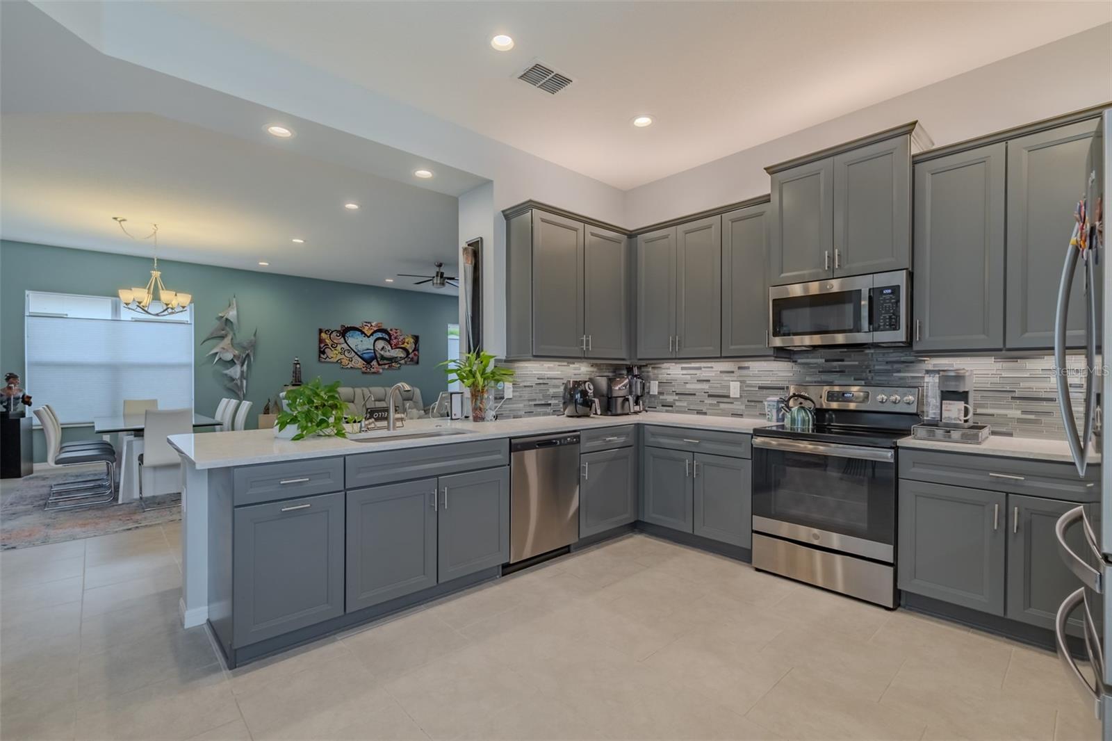 4905 SANDY GLEN WAY — photo 8