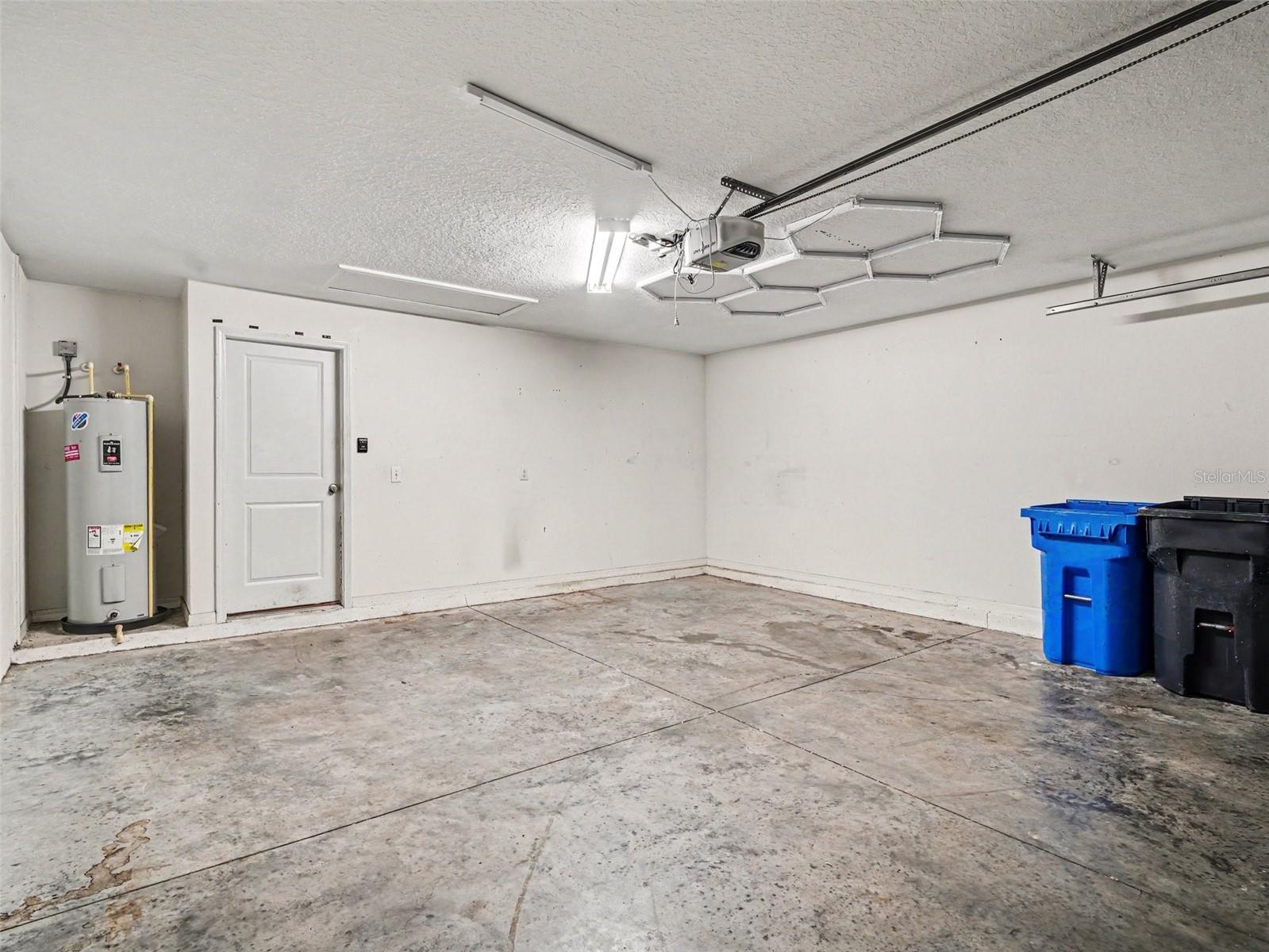 16803 PEACEFUL VALLEY DR — photo 26