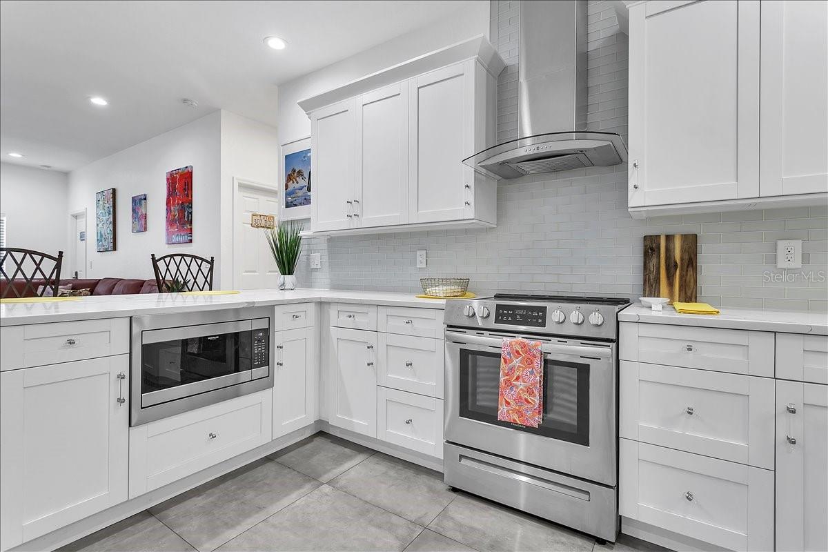 2402 W FIG ST — photo 29