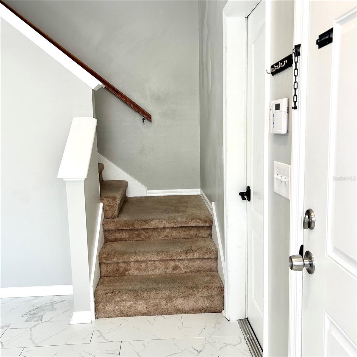 504 MAPLE POINTE DR — photo 20