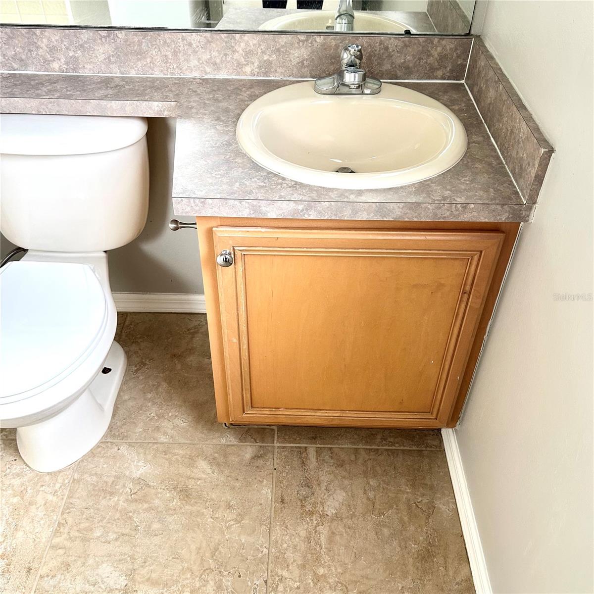504 MAPLE POINTE DR — photo 16