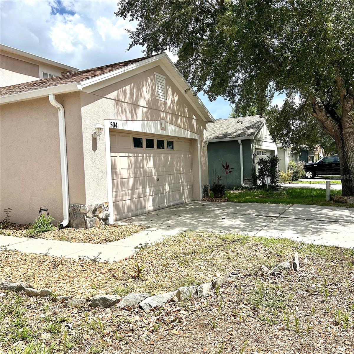 504 MAPLE POINTE DR — photo 3