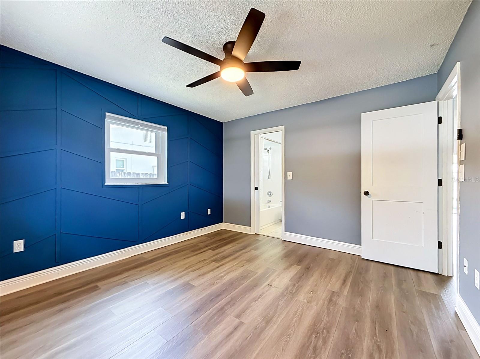 1405 OVERCASH DR — photo 21