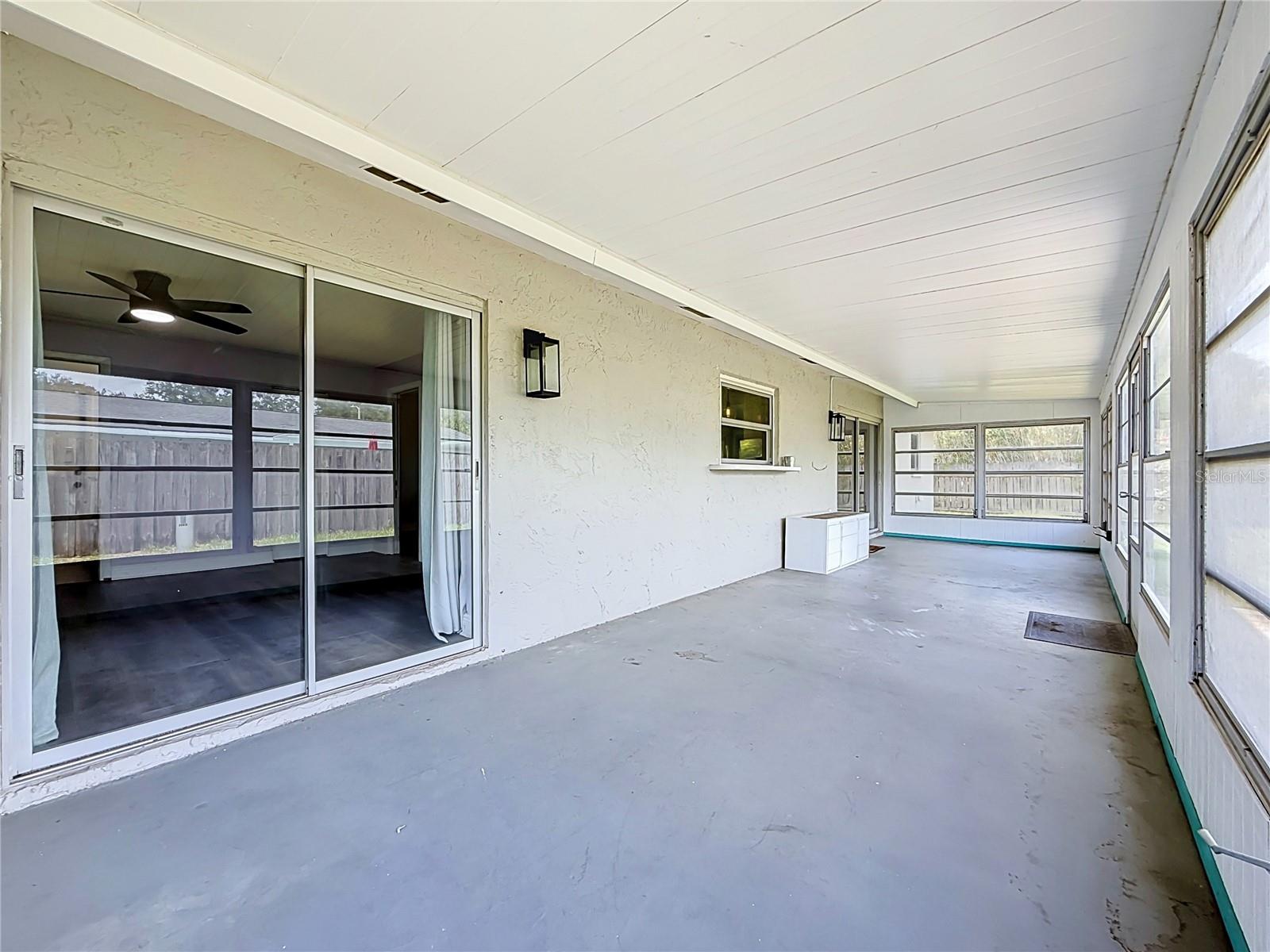 1405 OVERCASH DR — photo 30