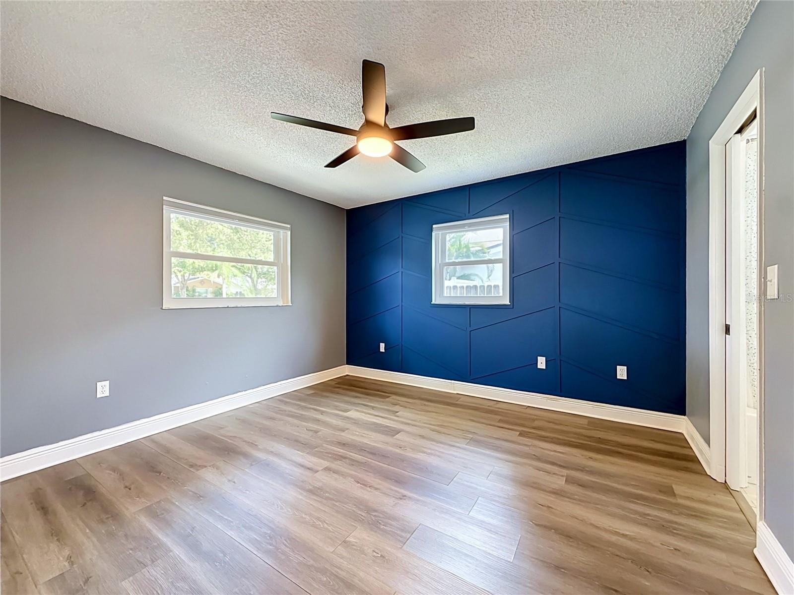 1405 OVERCASH DR — photo 20