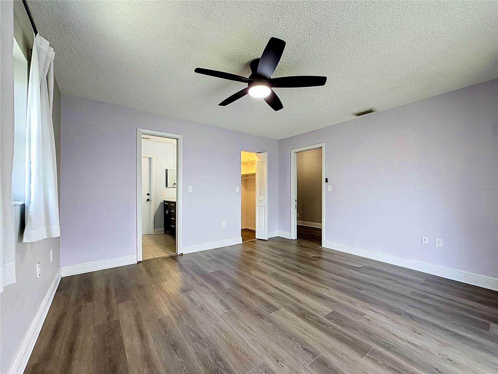 1405 OVERCASH DR — photo 15
