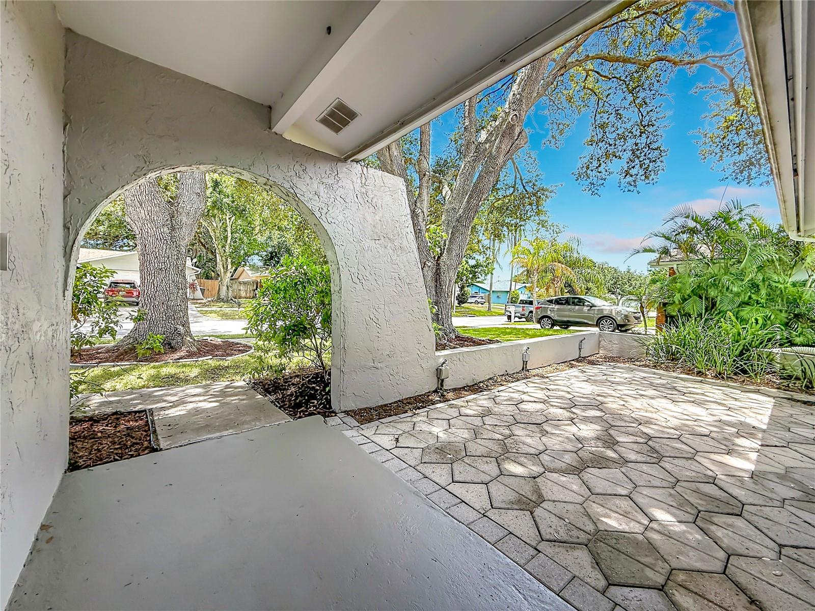 1405 OVERCASH DR — photo 3