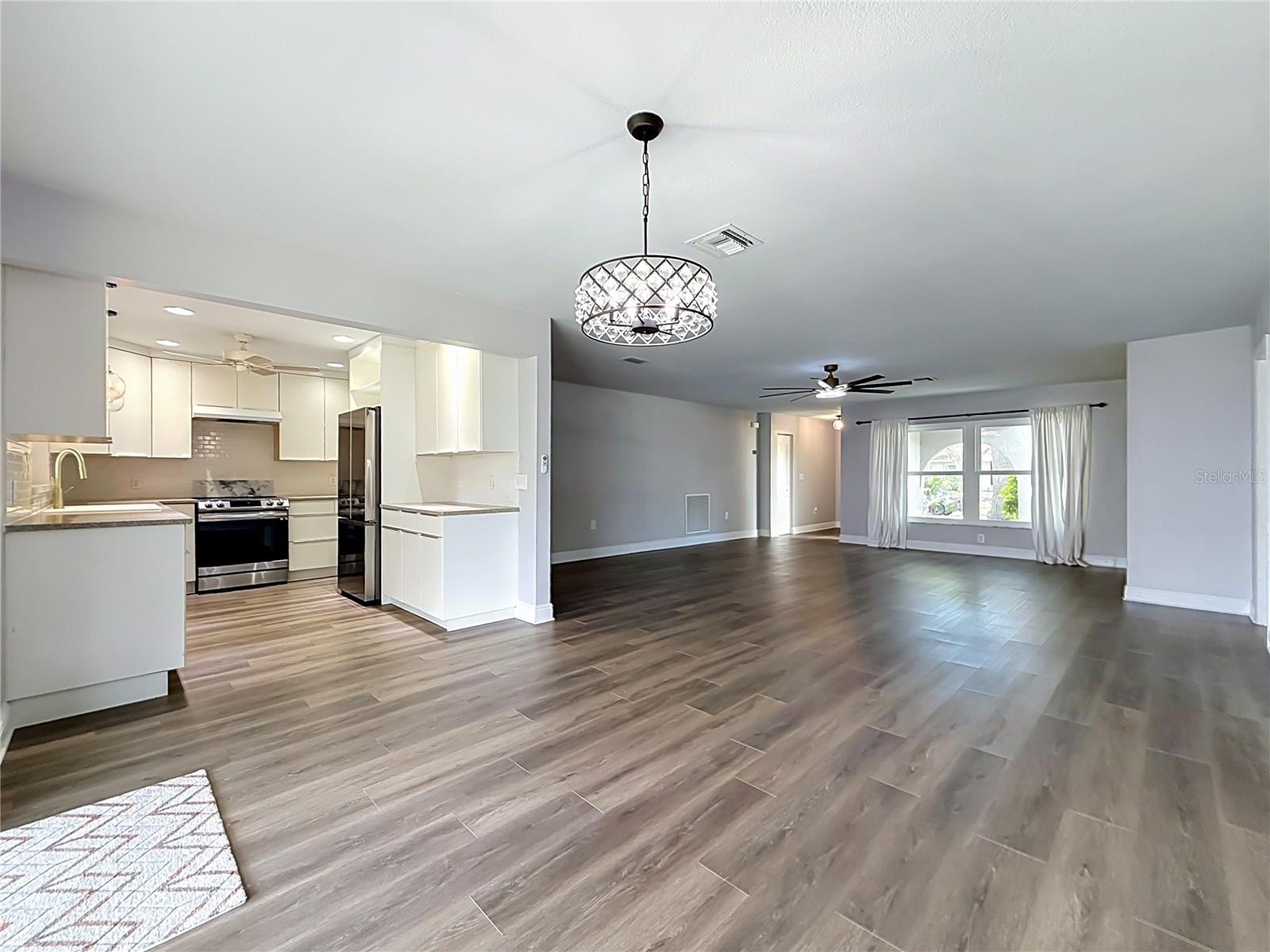1405 OVERCASH DR — photo 11