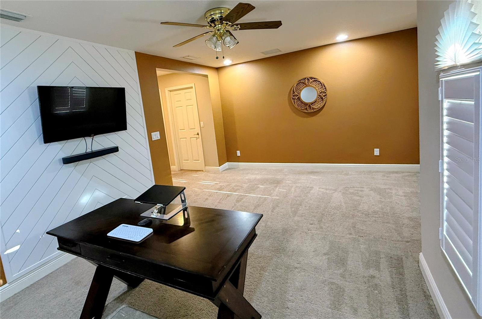 2468 WHITTLER BR — photo 14
