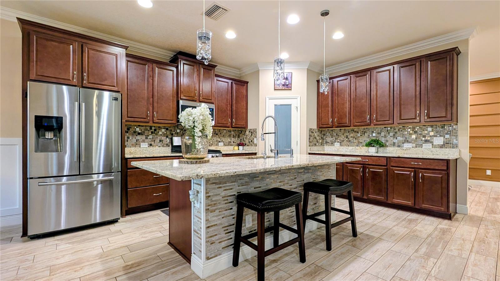 2468 WHITTLER BR — photo 9