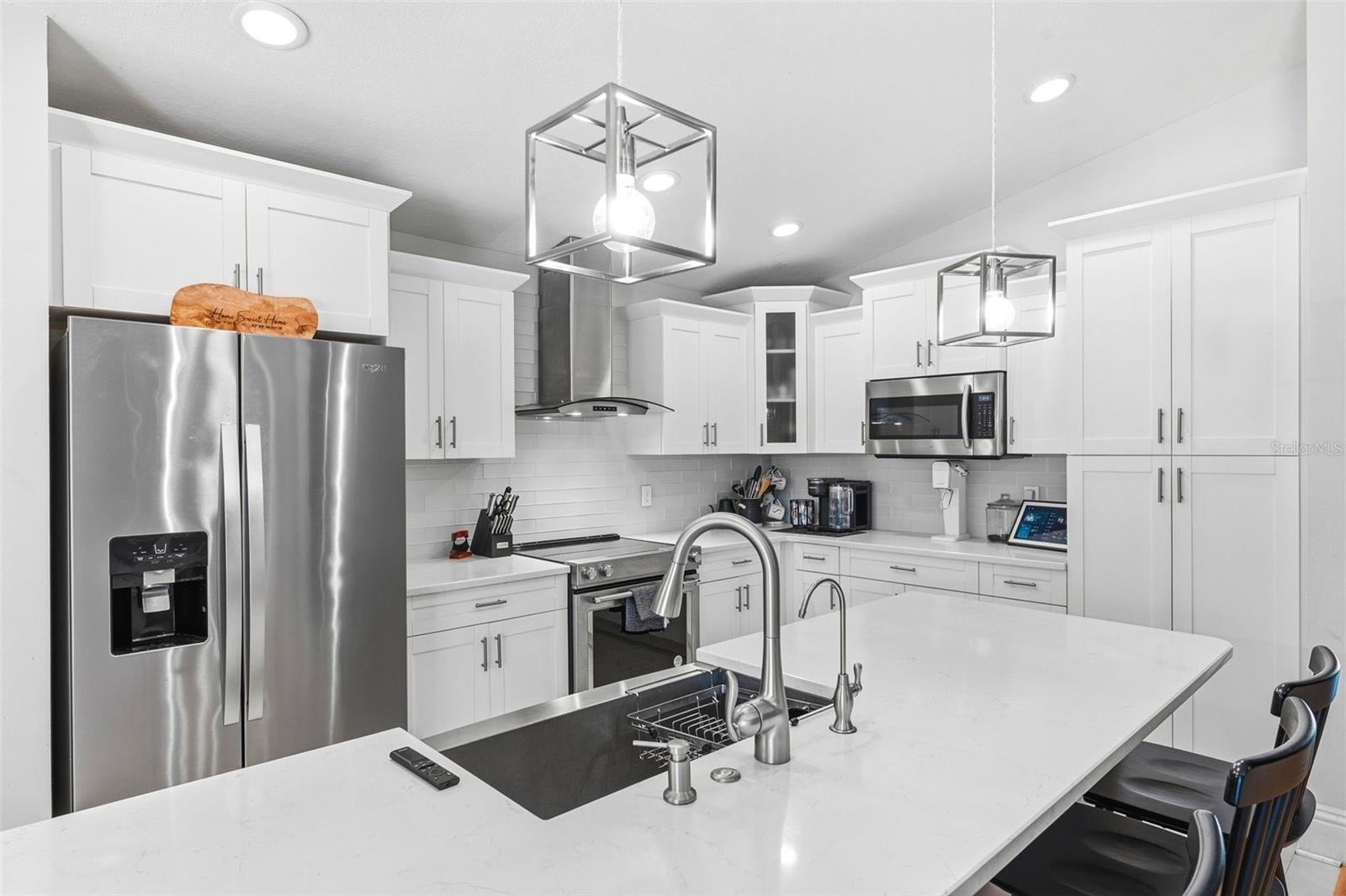 13108 ROYAL GEORGE AVE — photo 20