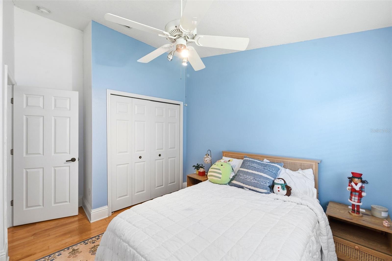 13108 ROYAL GEORGE AVE — photo 39