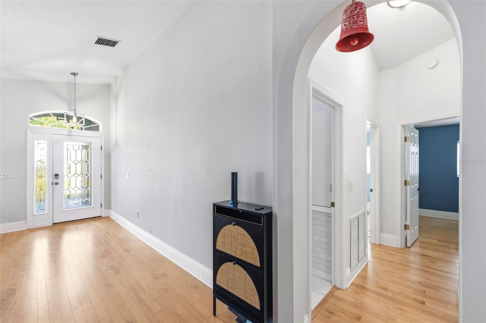 13108 ROYAL GEORGE AVE — photo 15
