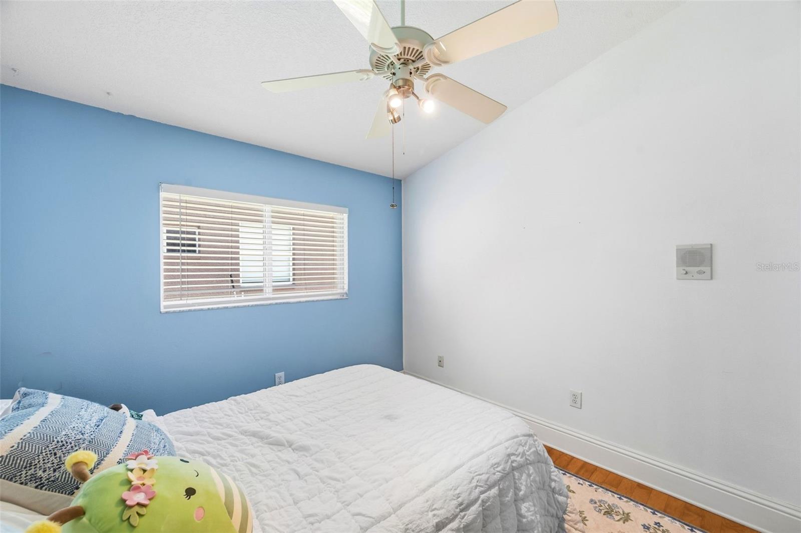 13108 ROYAL GEORGE AVE — photo 38