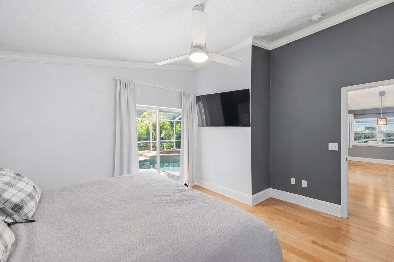 13108 ROYAL GEORGE AVE — photo 30