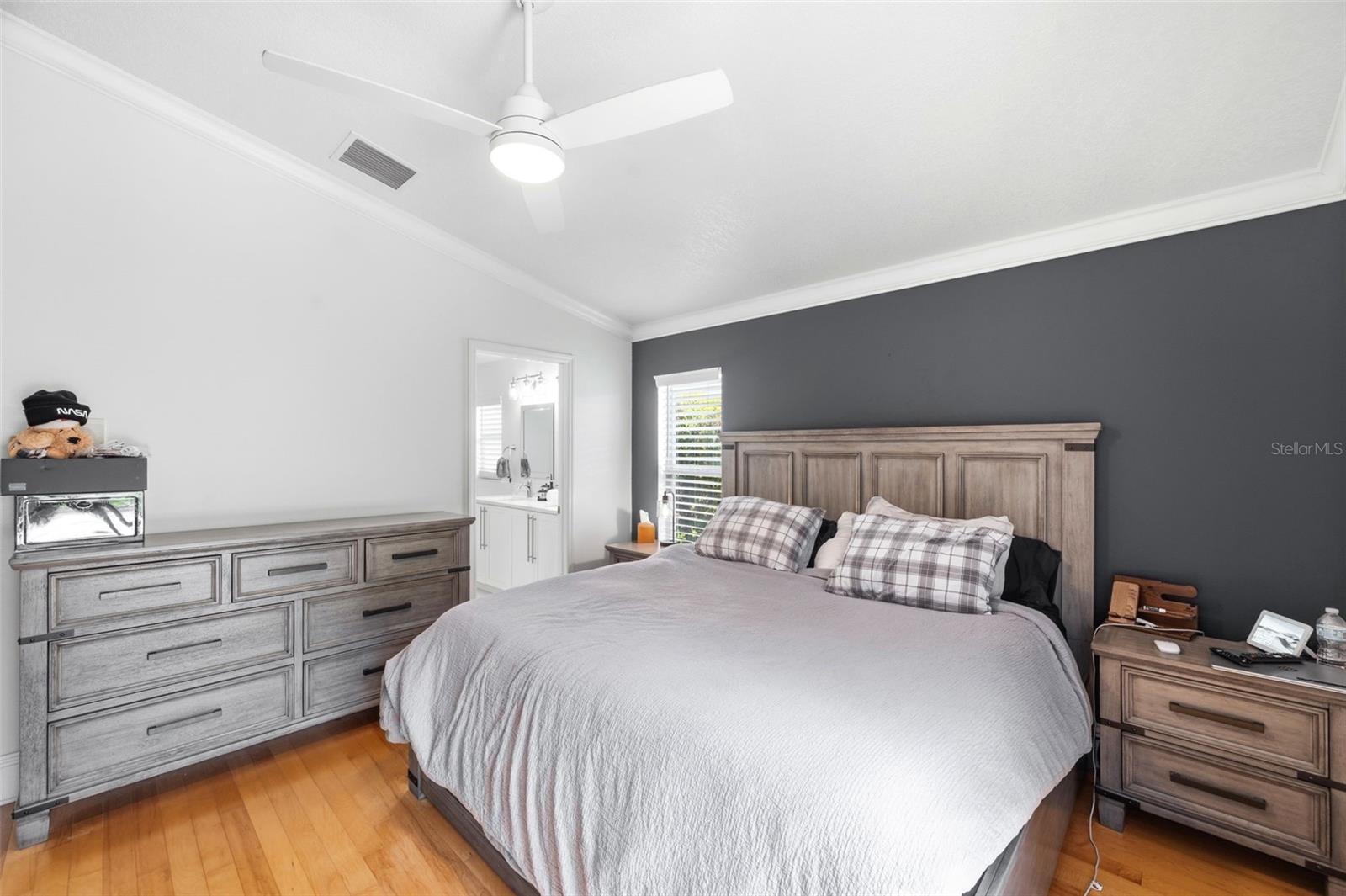 13108 ROYAL GEORGE AVE — photo 31