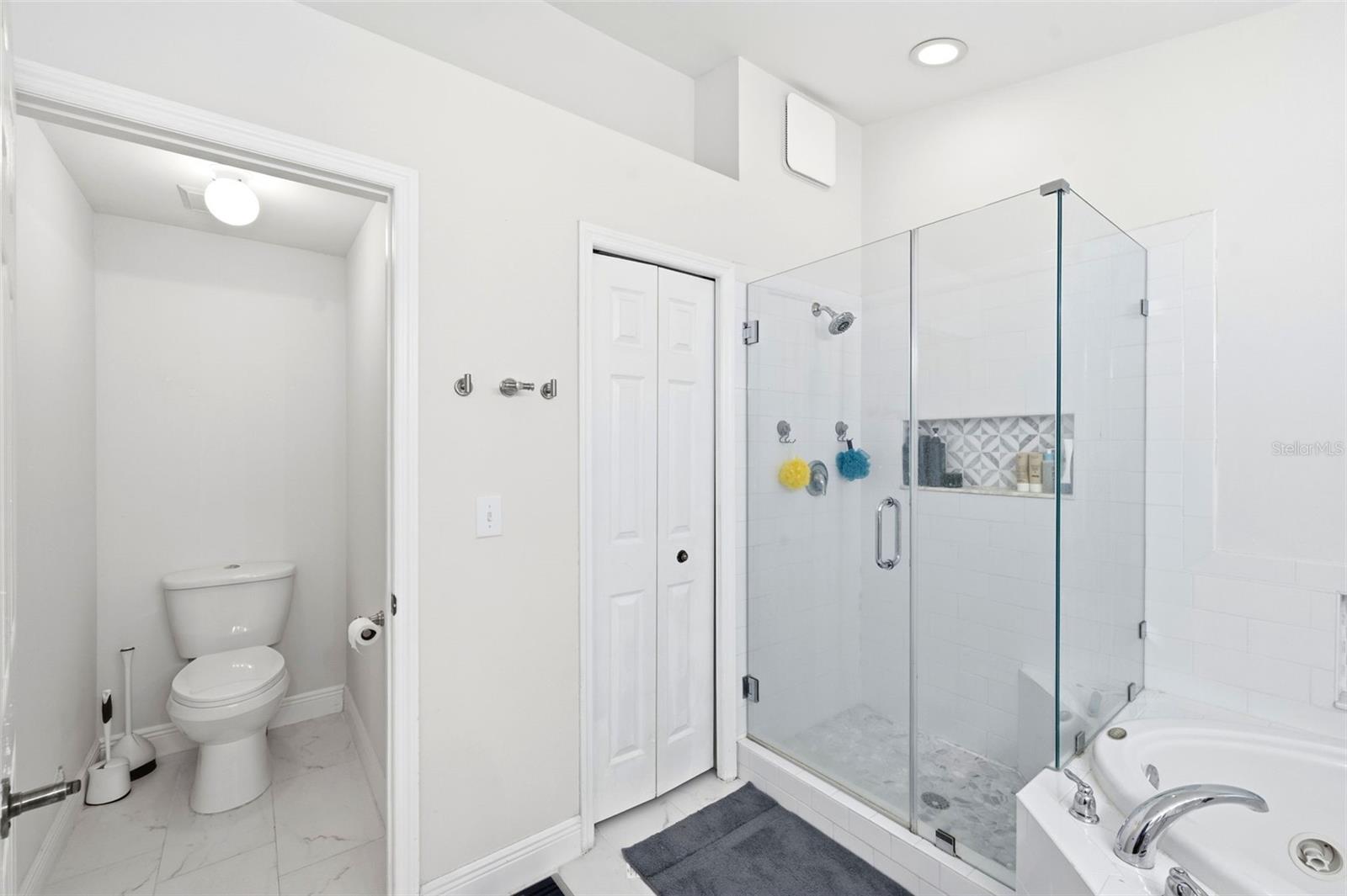 13108 ROYAL GEORGE AVE — photo 35
