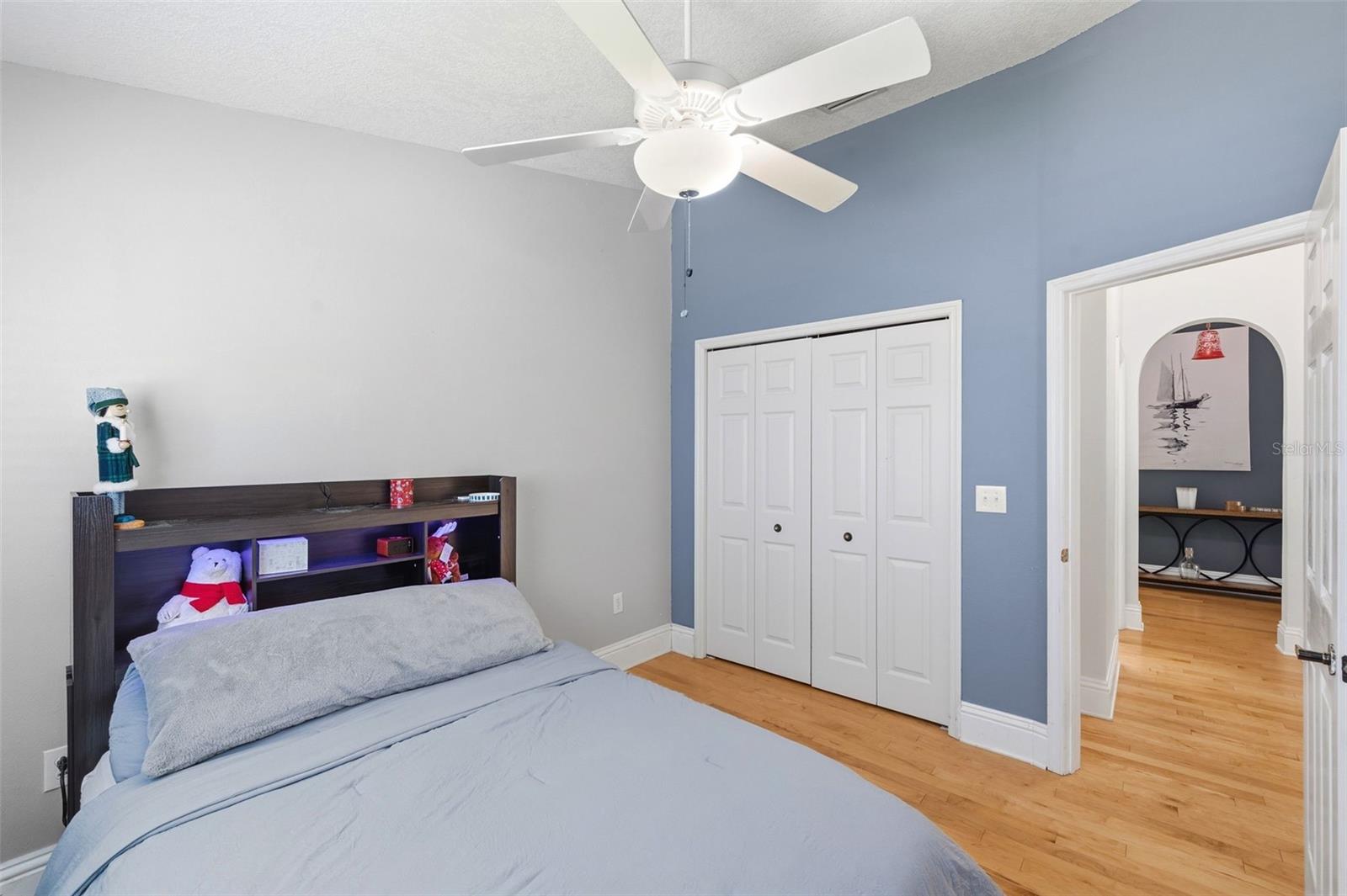 13108 ROYAL GEORGE AVE — photo 43