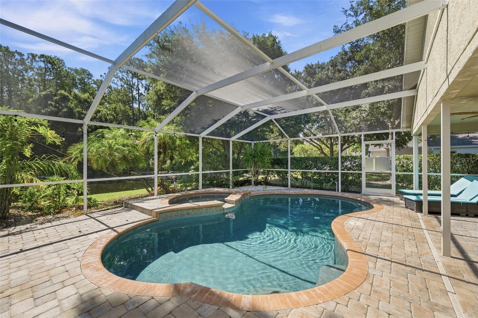 13108 ROYAL GEORGE AVE — photo 4