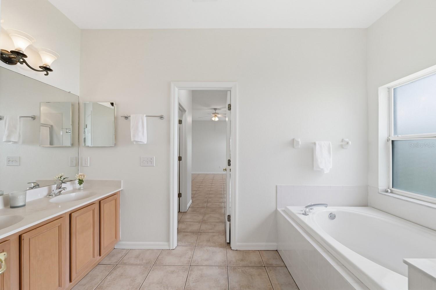 14722 HERONGLEN DR — photo 18