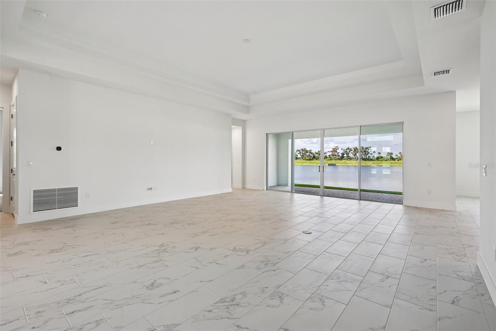 8255 GOLDEN BEACH CT — photo 8