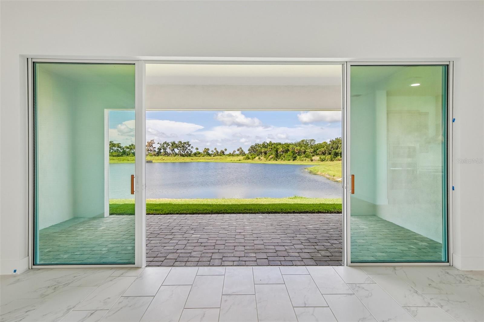 8255 GOLDEN BEACH CT — photo 9