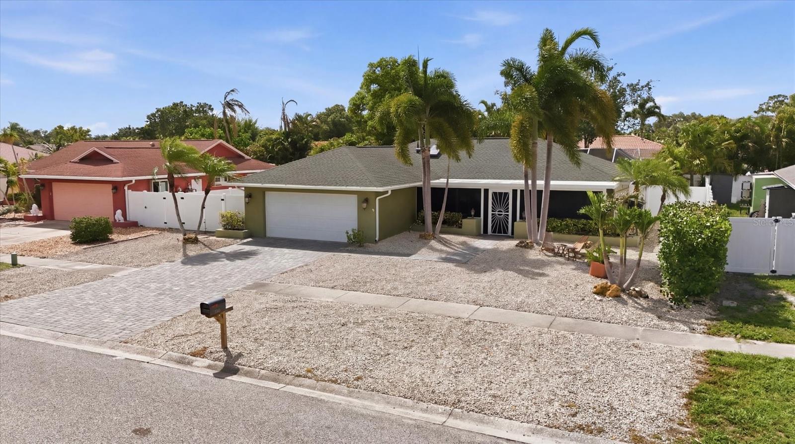 1833 OAK VIEW DR — photo 36