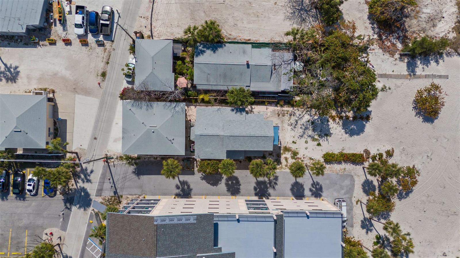 13062 GULF BLVD — photo 9