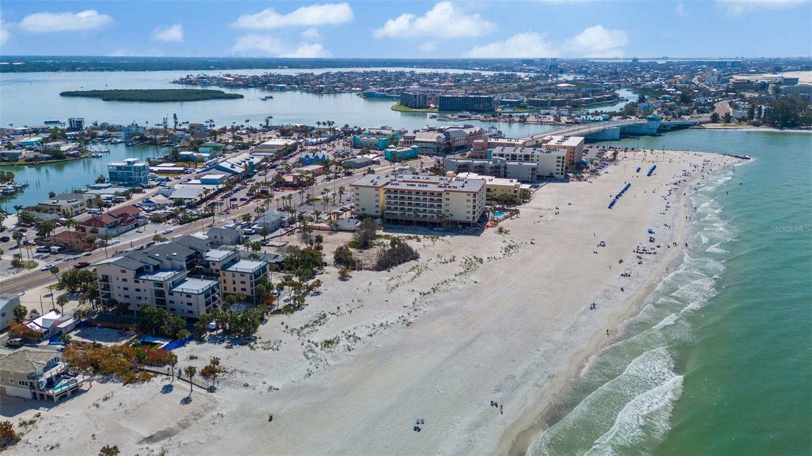 13062 GULF BLVD — photo 23