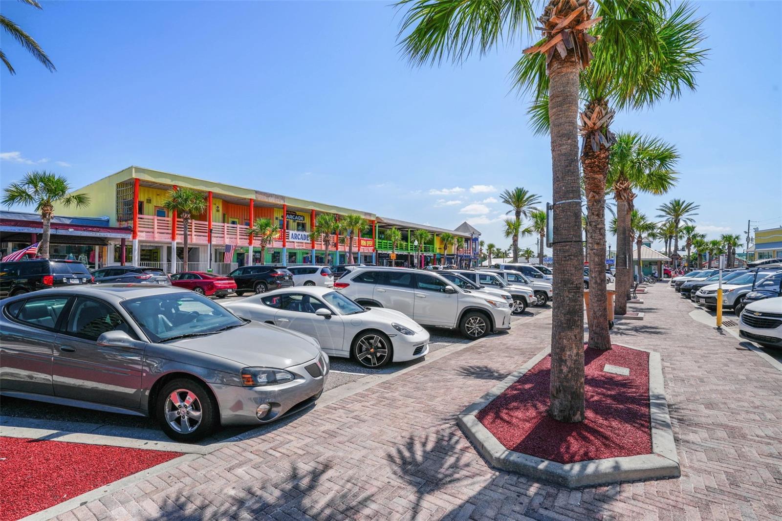 13062 GULF BLVD — photo 39