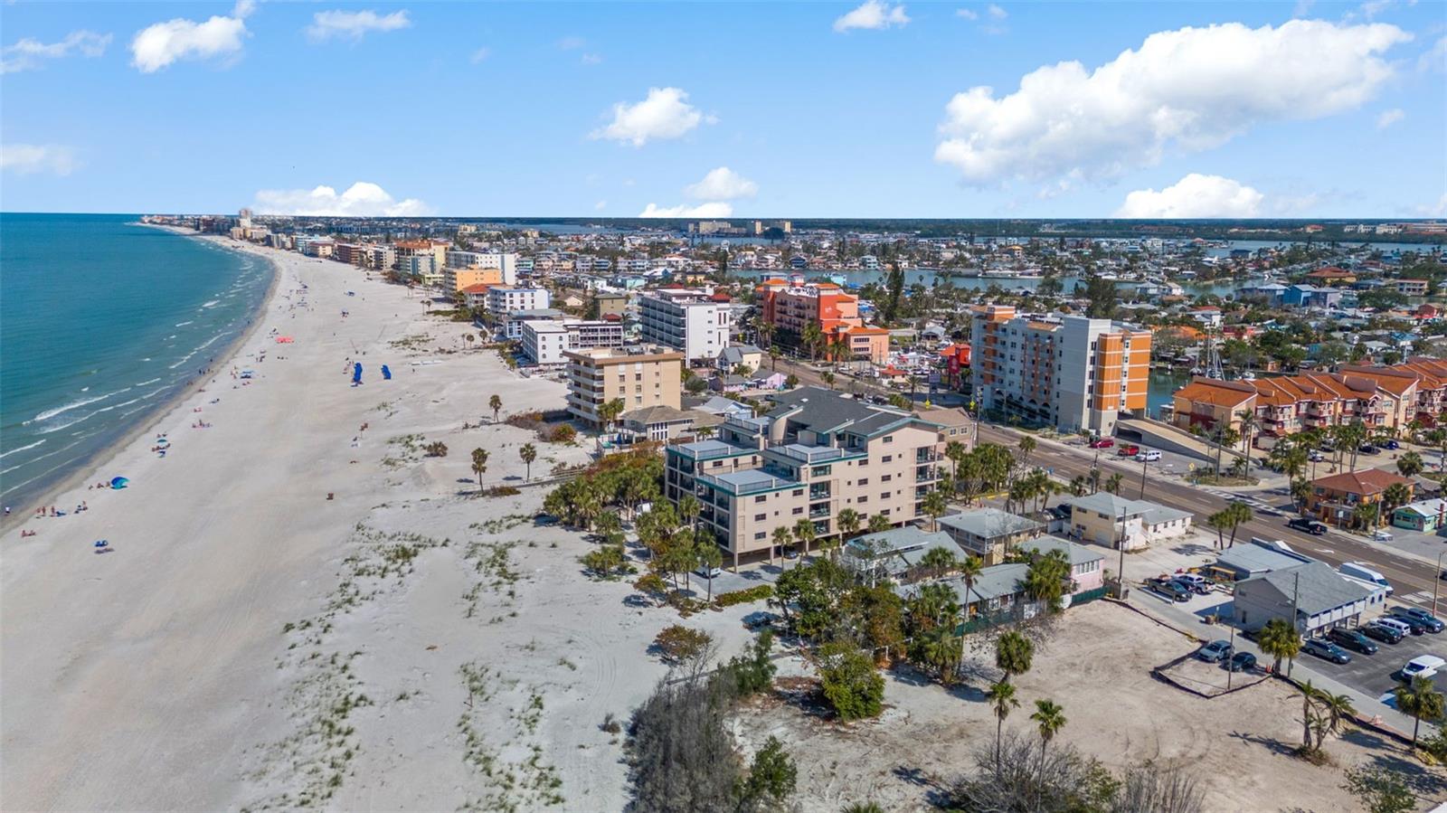 13062 GULF BLVD — photo 16