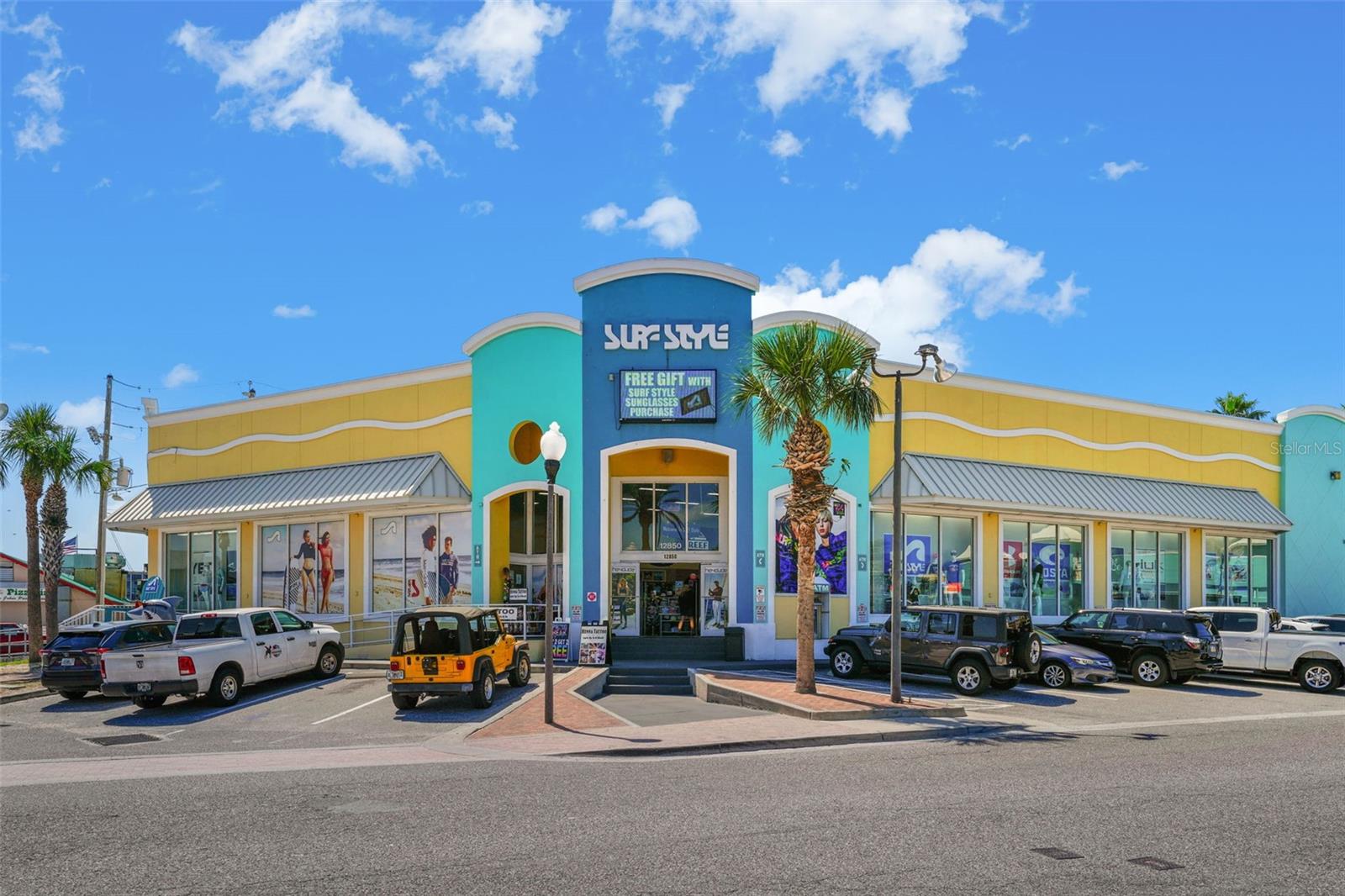 13062 GULF BLVD — photo 41