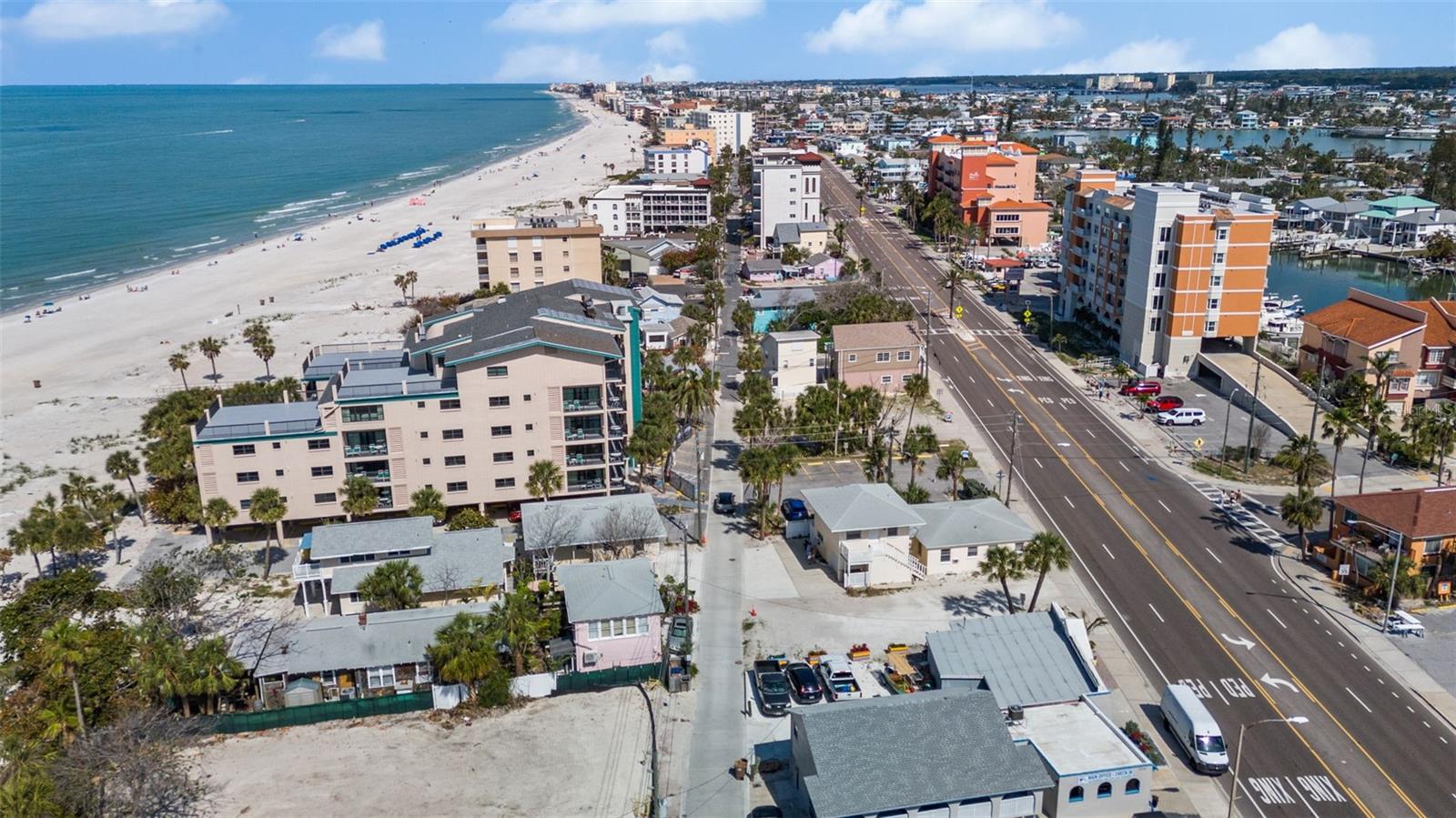 13062 GULF BLVD — photo 33