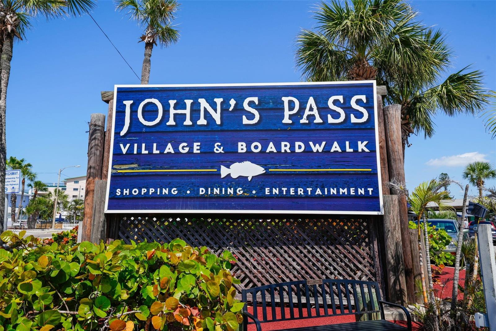 13062 GULF BLVD — photo 4