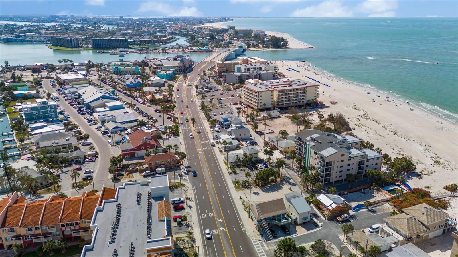 13062 GULF BLVD — photo 26
