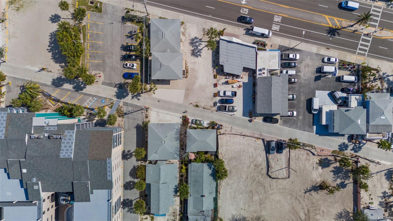 13062 GULF BLVD — photo 7