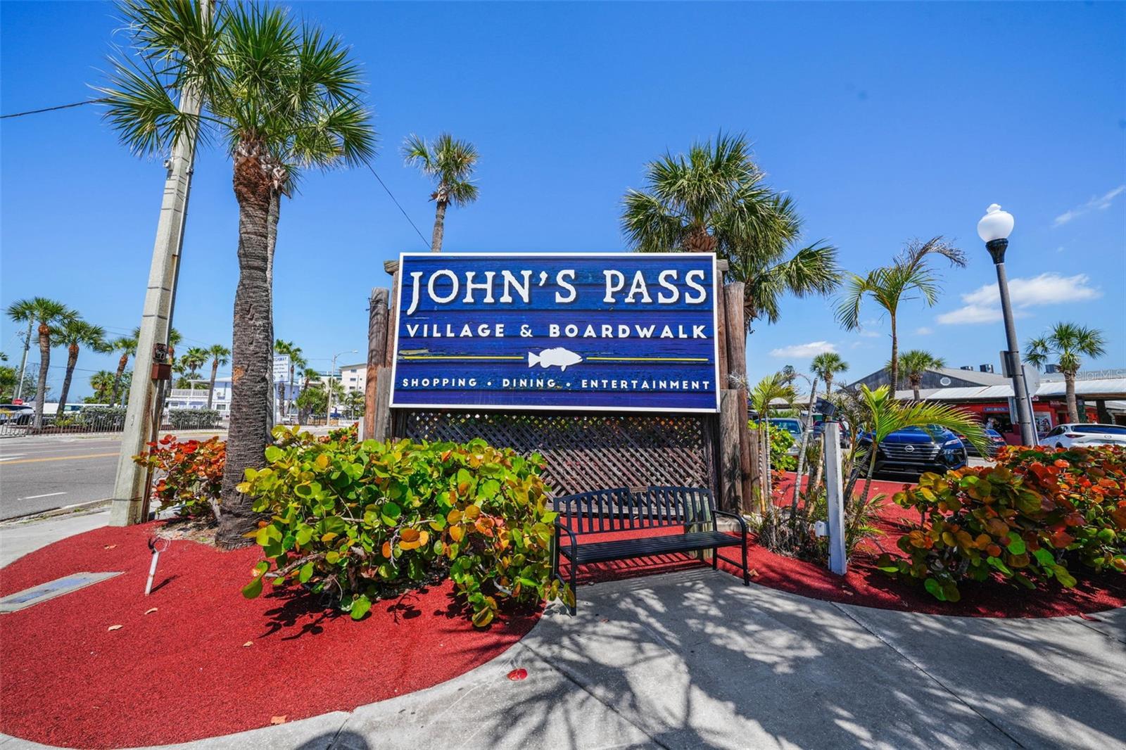 13062 GULF BLVD — photo 37