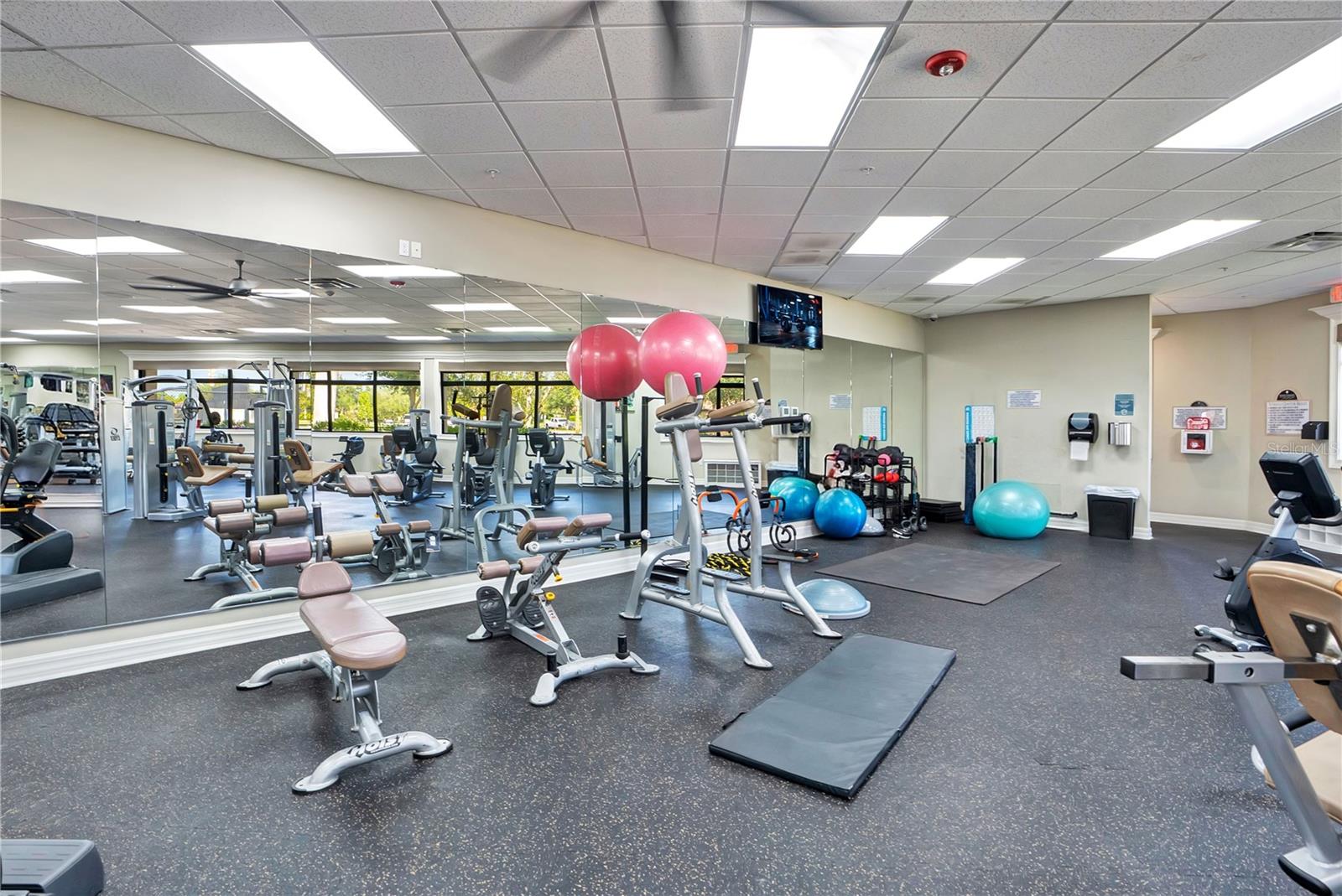 415 WINDING BROOK LN #102 — photo 53