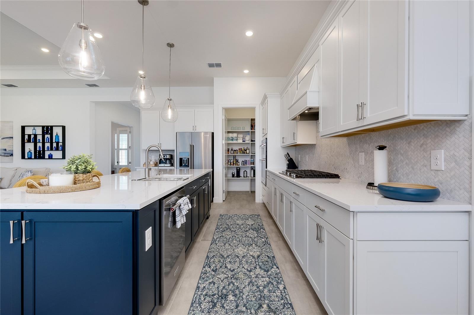10105 BEACHWALK DR — photo 23