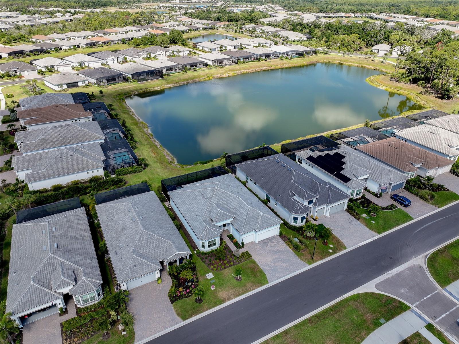 10105 BEACHWALK DR — photo 88