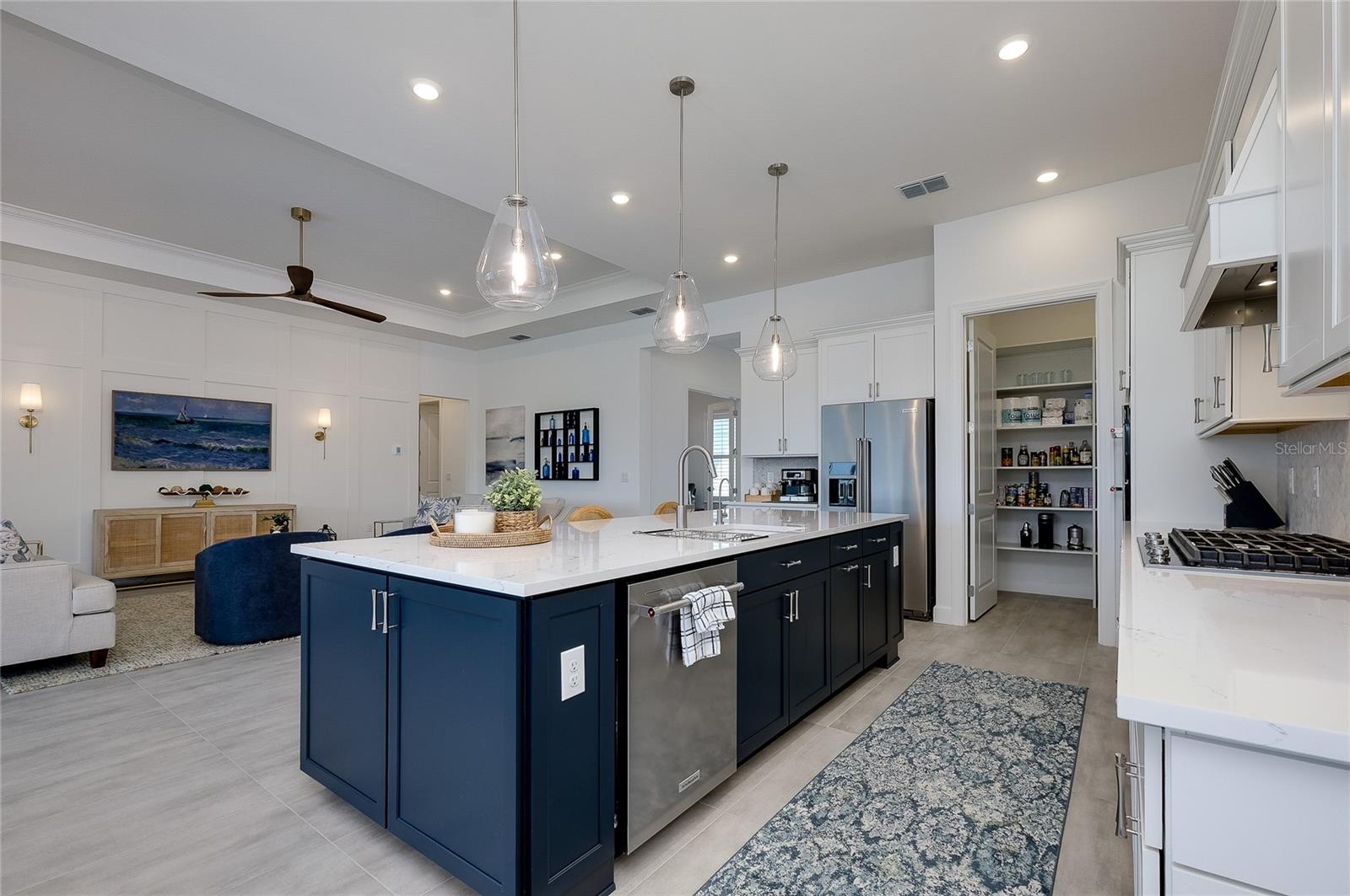 10105 BEACHWALK DR — photo 25